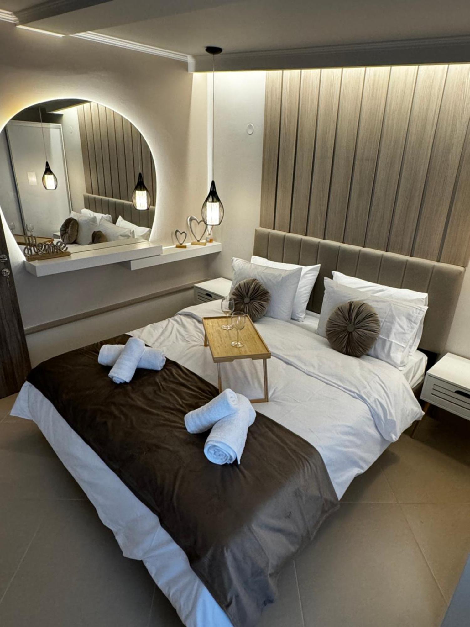 Luxury With Jacuzzi * Palioura